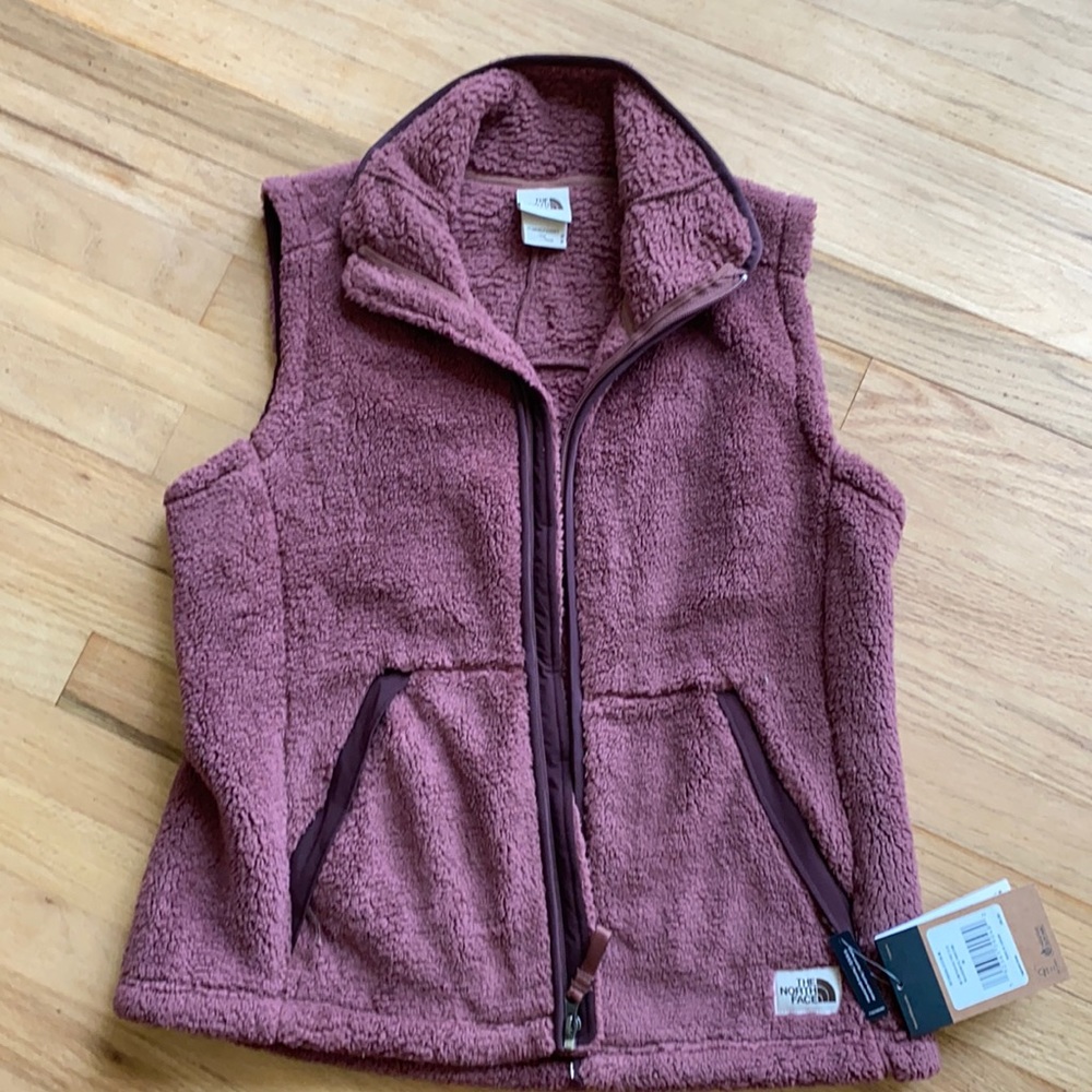 North face maroon campshire vest 2.0 size medium